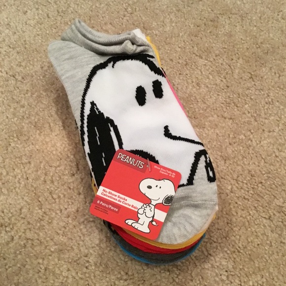Peanuts Accessories - Peanuts No-Show Socks (Set of 6)